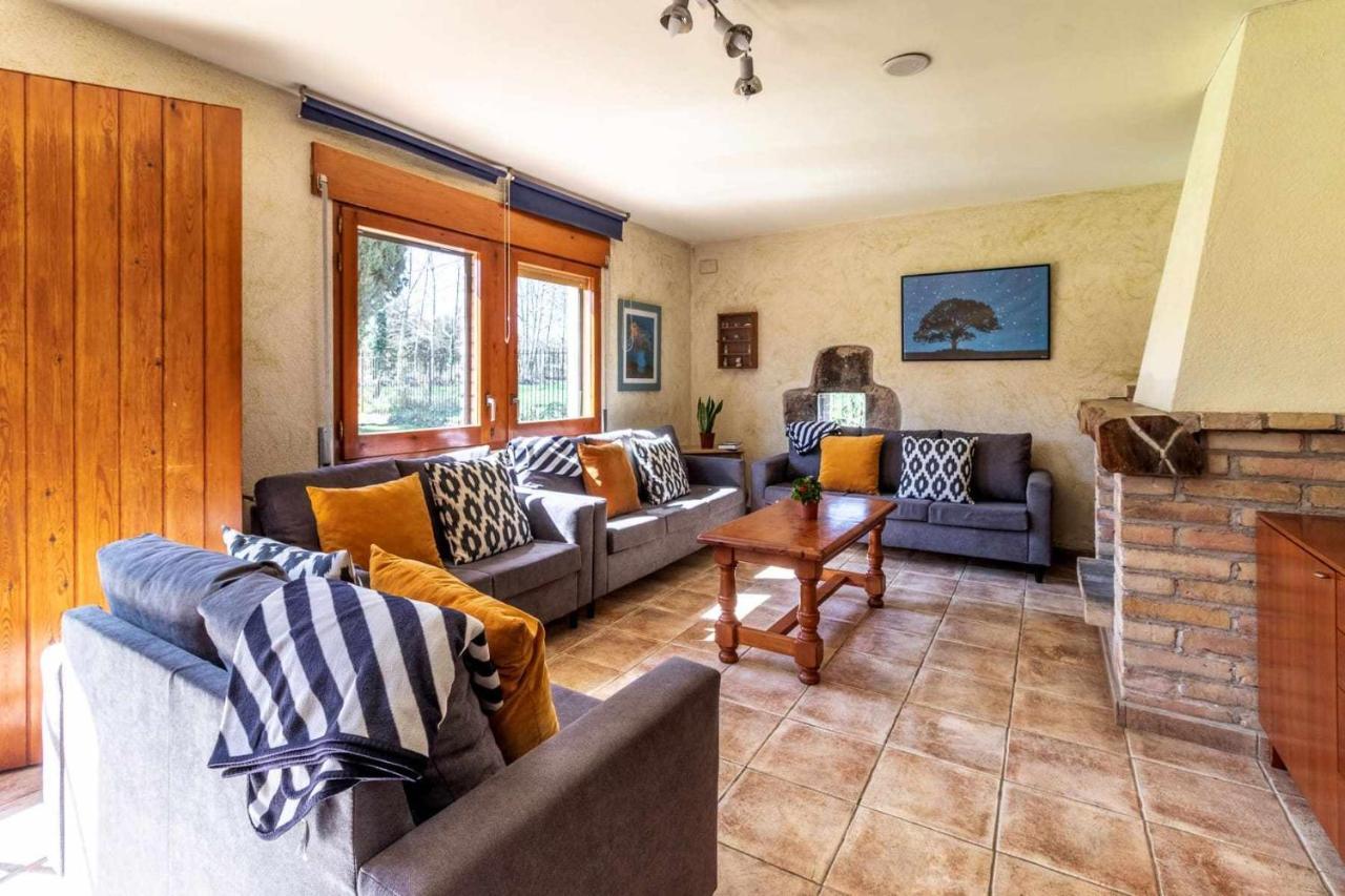 Can Salva Casa Rural En Magnifico Entorno Natural Жирона Экстерьер фото