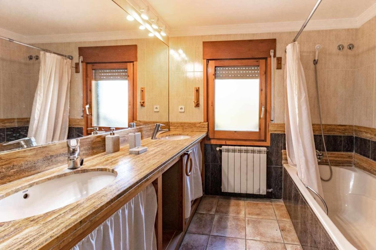Can Salva Casa Rural En Magnifico Entorno Natural Жирона Экстерьер фото